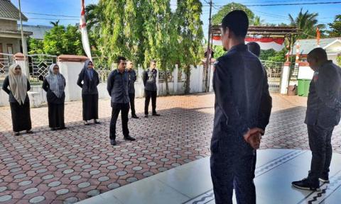 Apel Rutin Senin Pagi