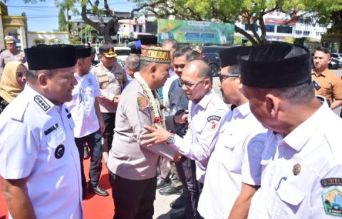 Momen penyambutan Kapolda Aceh di Kabupaten Bireuen.