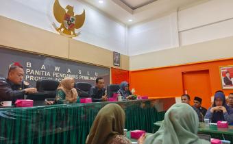 Serial Diskusi Klinik Demokrasi Hukum