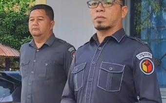 Ketua Panwaslih Kabupaten Bireuen, Rahmad, S.Sos., M.A.P menyampaikan arahan dalam apel rutin, di halaman kantor Panwaslih setempat, Senin 25 Agustus 2025.