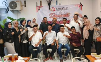 Kegiatan Ngabuburit Pengawasan Bawaslu 2016 di Bireuen, Bertajuk Daurah Demokrasi.